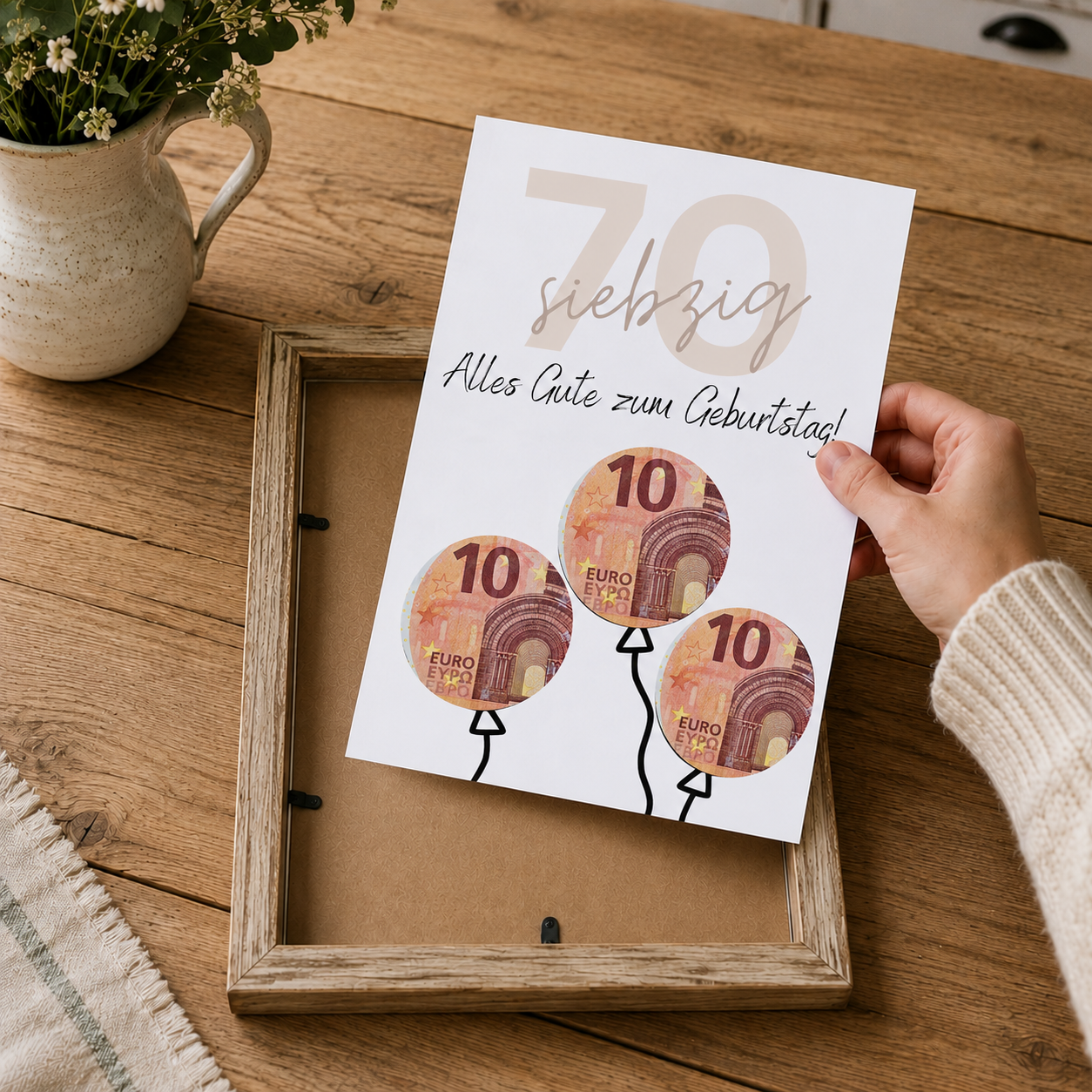 Geldgeschenk zum 70. Geburtstag als Printable mit Luftballons für Geldscheine, modernes Design in Beige und Schwarz, PDF Download zum Ausdrucken