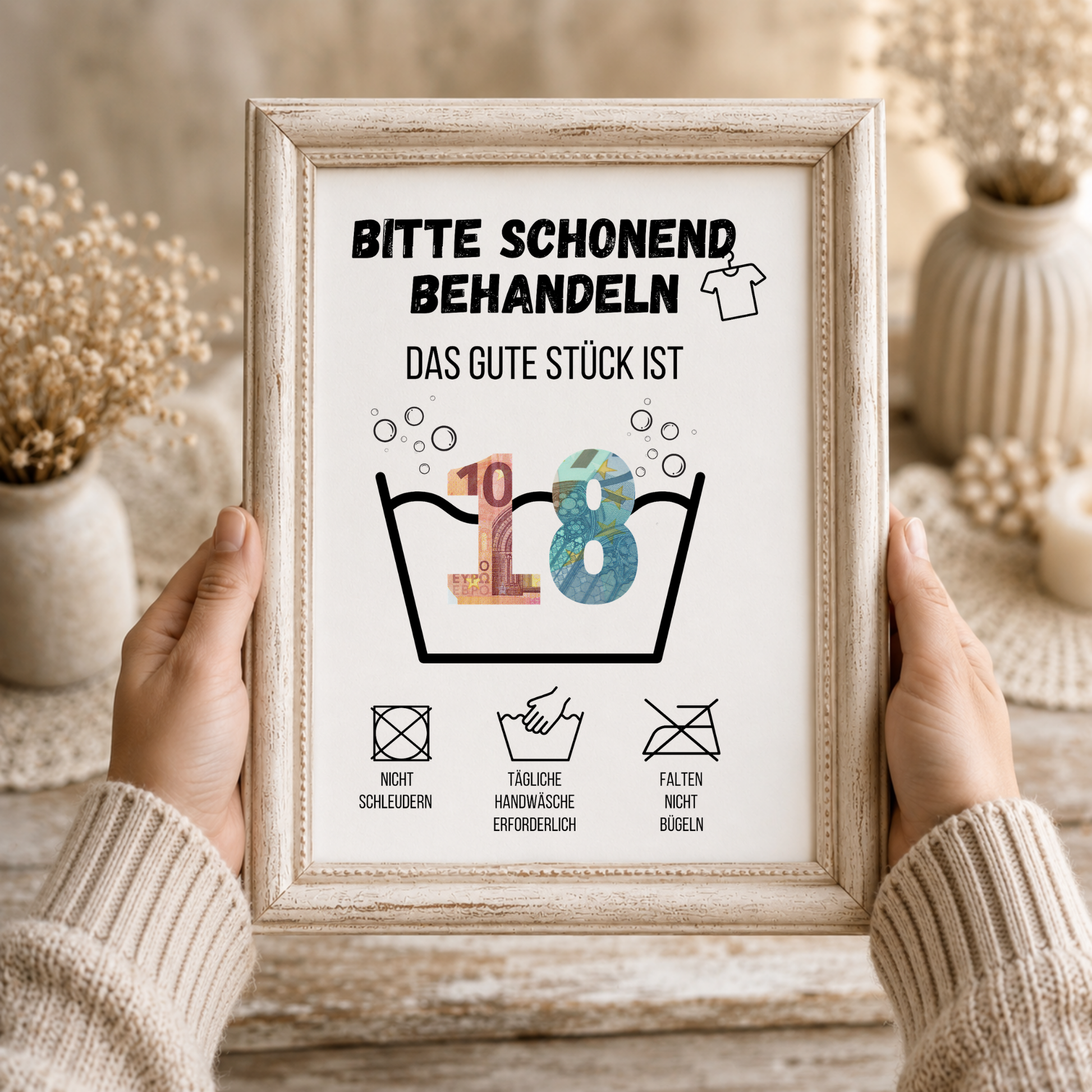 Geldgeschenk zum 18. Geburtstag Waschanleitung mit Euro-Scheinen in der Waschwanne und lustigen Pflegesymbolen, digitaler Download als DIN A4 Printable.