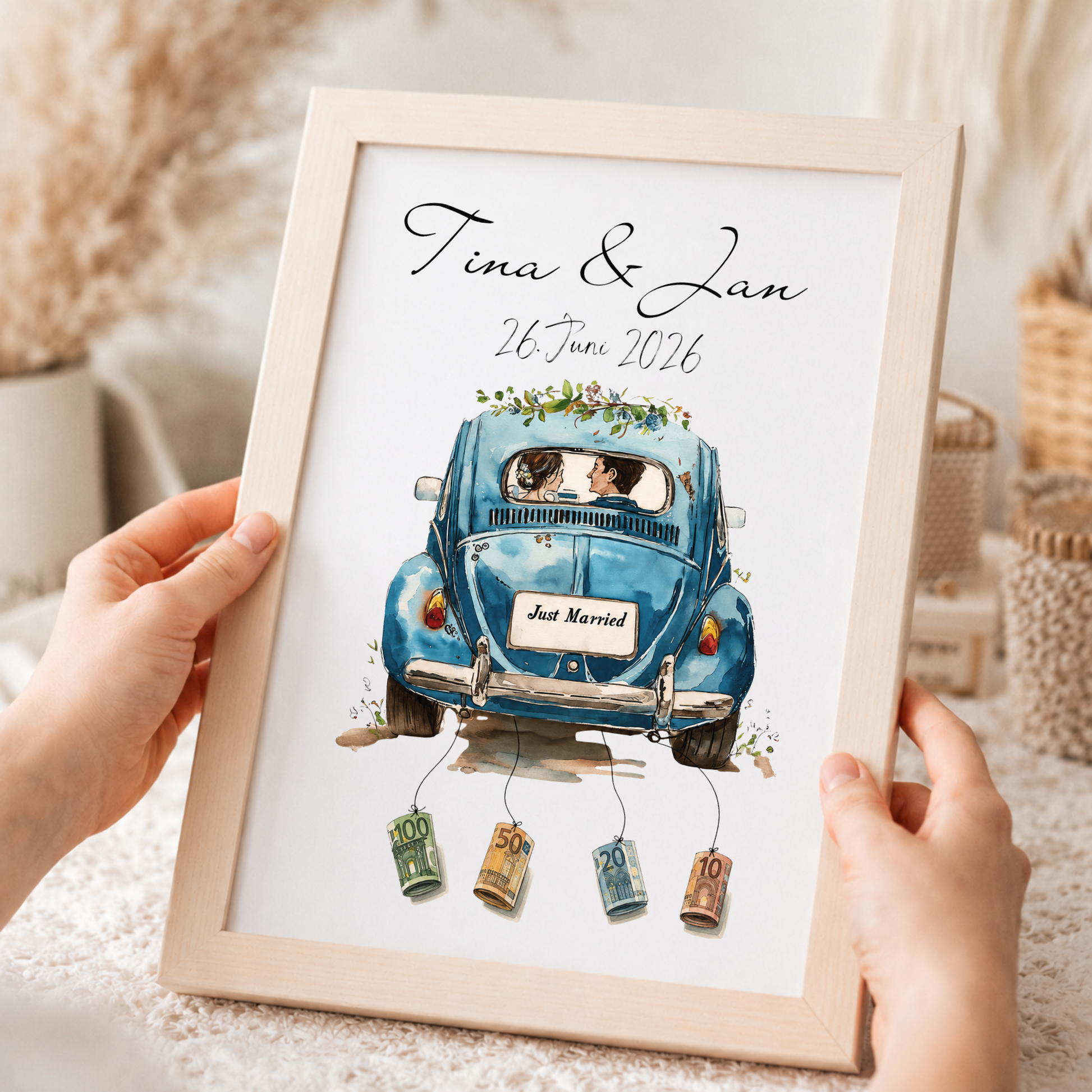 Personalisiertes Hochzeitsposter als Geldgeschenk mit blauem VW Käfer Oldtimer, Brautpaar, Namen und Hochzeitsdatum zum Ausdrucken im DIN A4 Format.