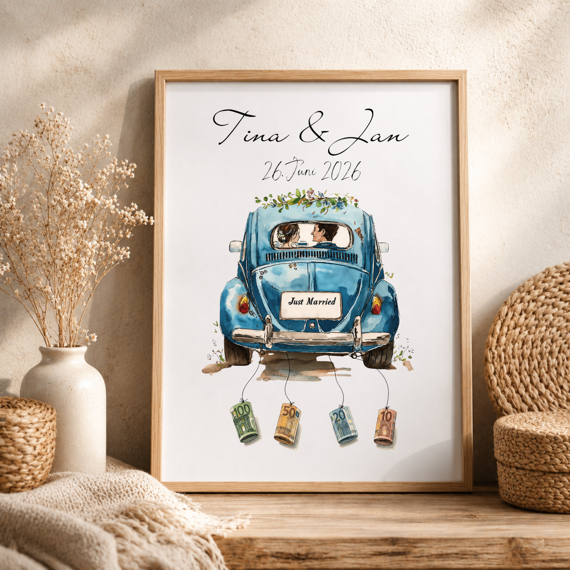 Personalisiertes Hochzeitsposter als Geldgeschenk mit blauem VW Käfer Oldtimer, Brautpaar, Namen und Hochzeitsdatum zum Ausdrucken im DIN A4 Format.